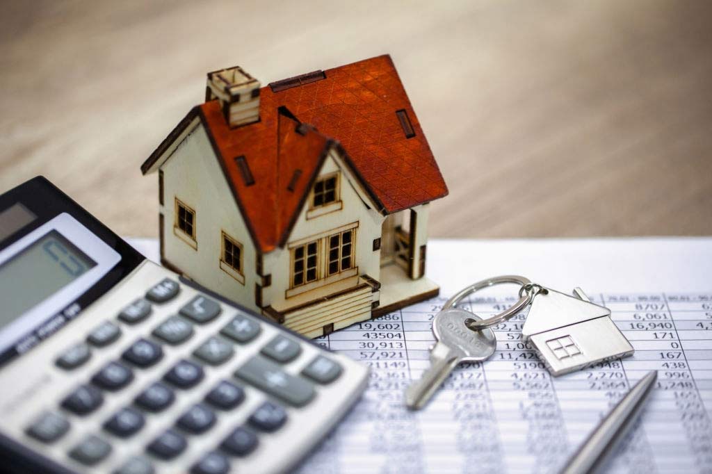 Una vivienda que conlleve menos sobrecarga financiera para las familias