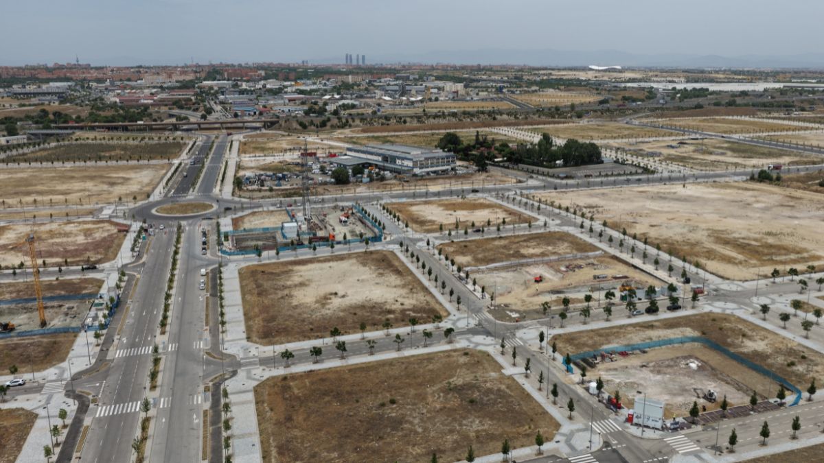 Vista aérea de Los Ahijones como parte del desarrollo urbano del sureste de Madrid